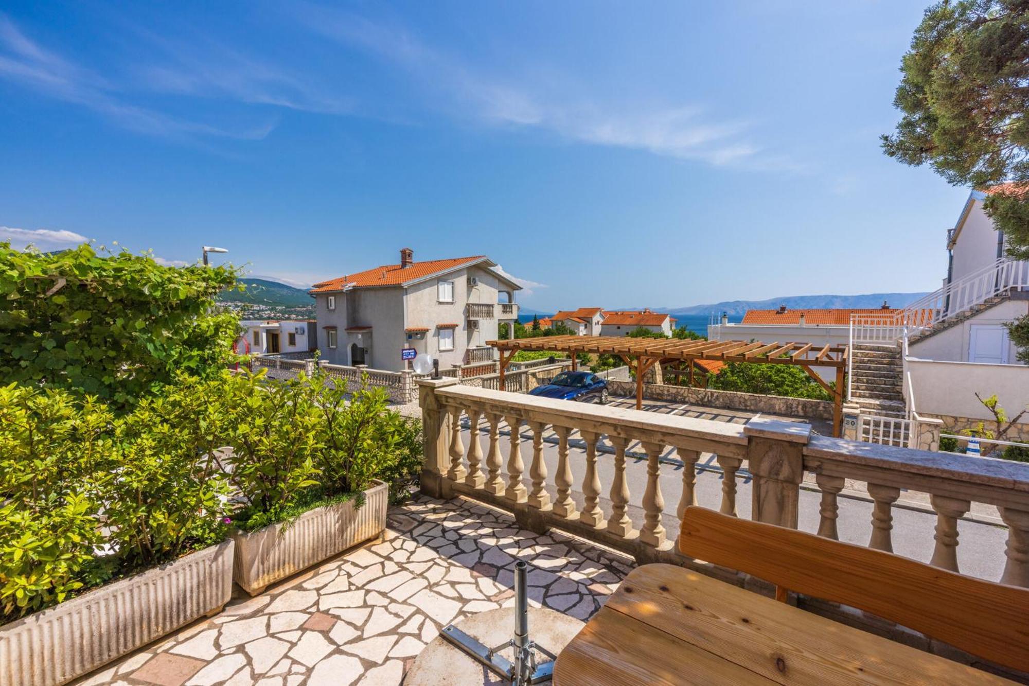Agava Apartment Novi Vinodolski Bagian luar foto